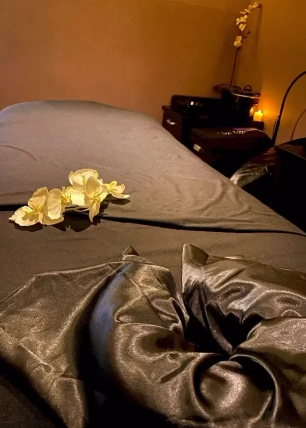 Deep tissue massage treatment